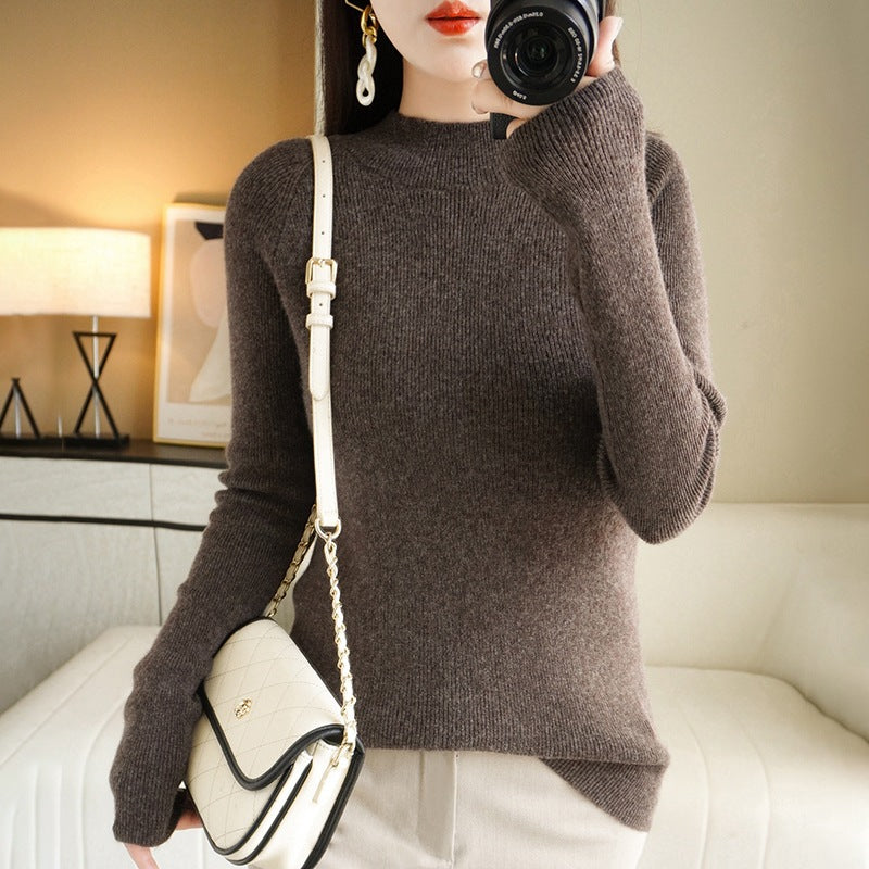 Women's slim-fit stand collar sweater made of lightweight fine knit with a fine ribbed structure Mune Fashion
