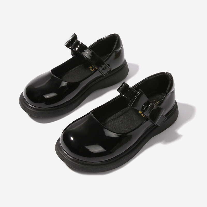Girls Mary Jane ballerinas with decorative bow accent Mune Fashion
