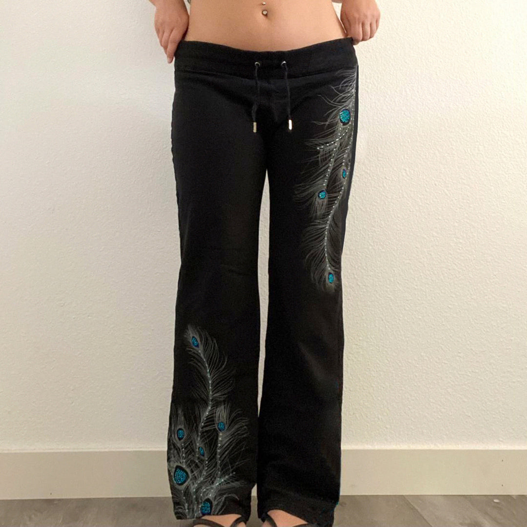 Ladies' wide lounge pants with drawstring, high comfort waistband and peacock feather print Mune Fashion