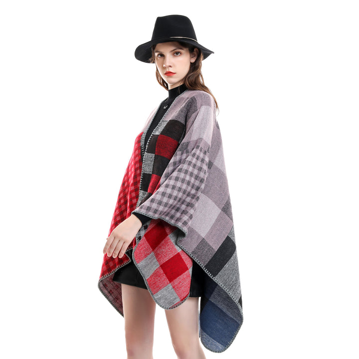 Women's oversized cape in plaid mix made of wool blend with crochet trim Mune Fashion