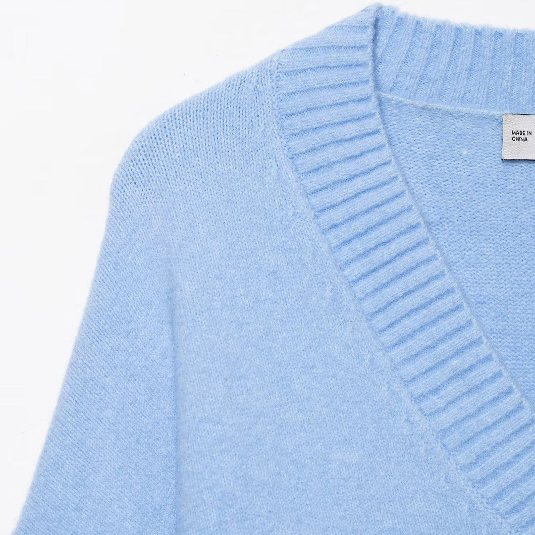 Women Oversize V-Neck Sweater with dropped shoulders and wide ribbed hem Mune Fashion