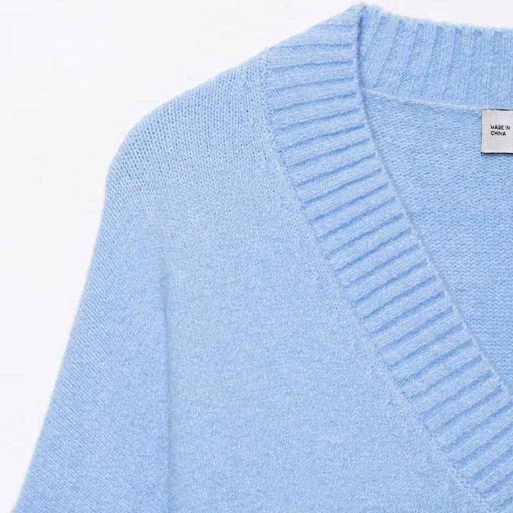 Women Oversize V-Neck Sweater with dropped shoulders and wide ribbed hem Mune Fashion