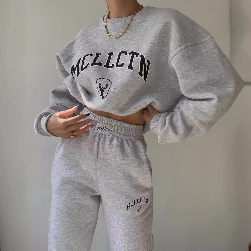 Women's Oversized College Sweatshirt and High-Waist Jogger Set in French Terry Mune Fashion