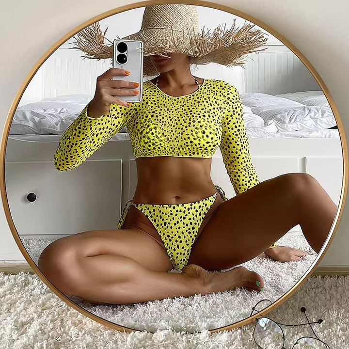 Women’s fashionable knit bikini top and bottom Mune Fashion