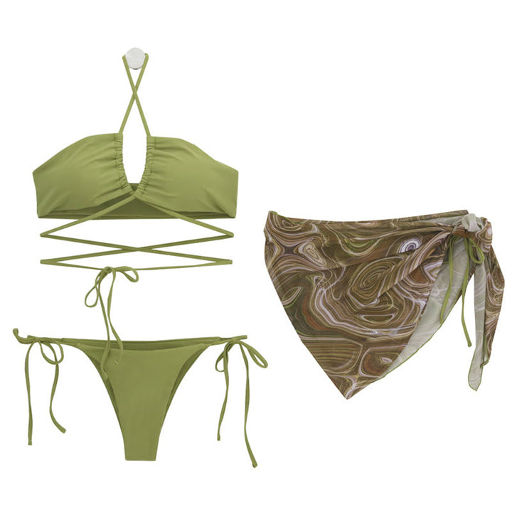 Women's bikini set with multifunctional wrap cloth and sophisticated cut Mune Fashion