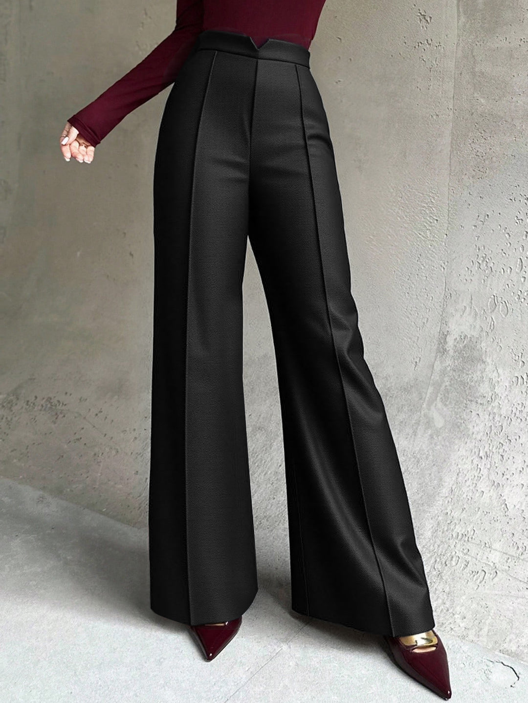 Ladies elegant wide Palazzo trousers with pressed crease and high-cut waist Mune Fashion