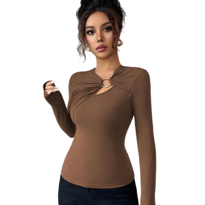 Women's form-fitting long-sleeve shirt with decorative ring detail and asymmetrical keyhole neckline Mune Fashion