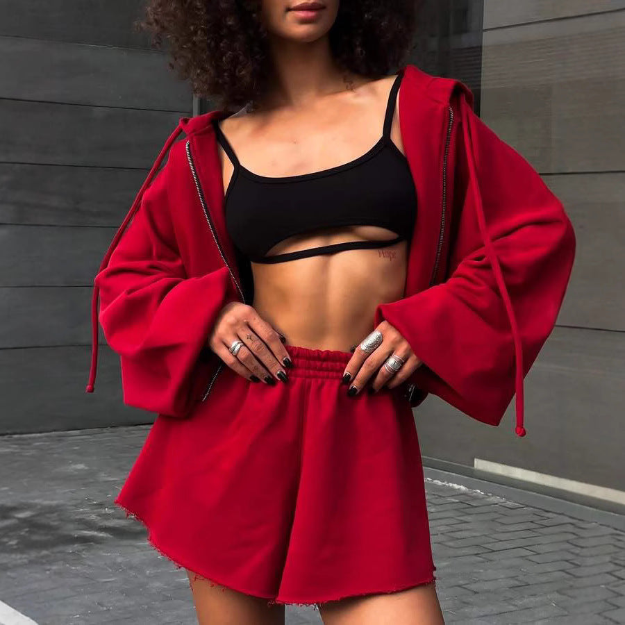 Women's oversized Cropped-Zip-Hoodie with voluminous balloon sleeves and elastic high-waist lounge boxer shorts Mune Fashion