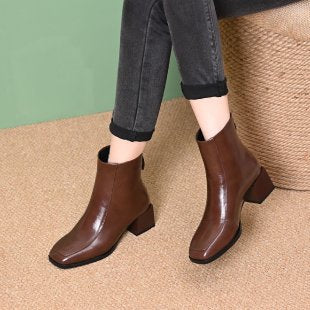 Women's Elegant Ankle Boots with Block Heel and Zipper Mune Fashion