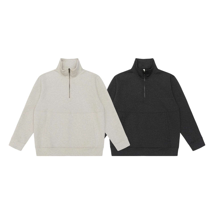 Unisex half-zip sweatshirt with high standing collar, kangaroo pocket and boxy cut Mune Fashion