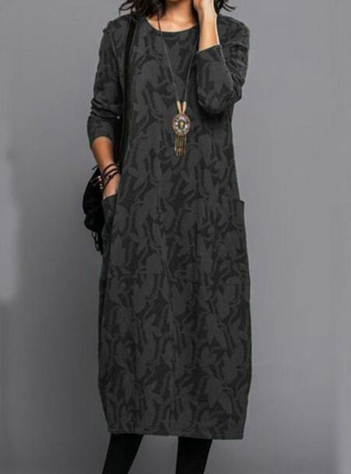 Women's casually cut midi dress made of fine knit with tone-on-tone jacquard, round neckline, and side pockets Mune Fashion