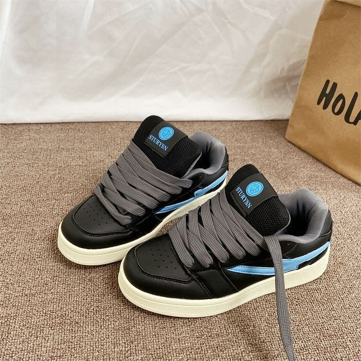 Women's sneakers in a sporty-elegant design with breathable upper material Mune Fashion