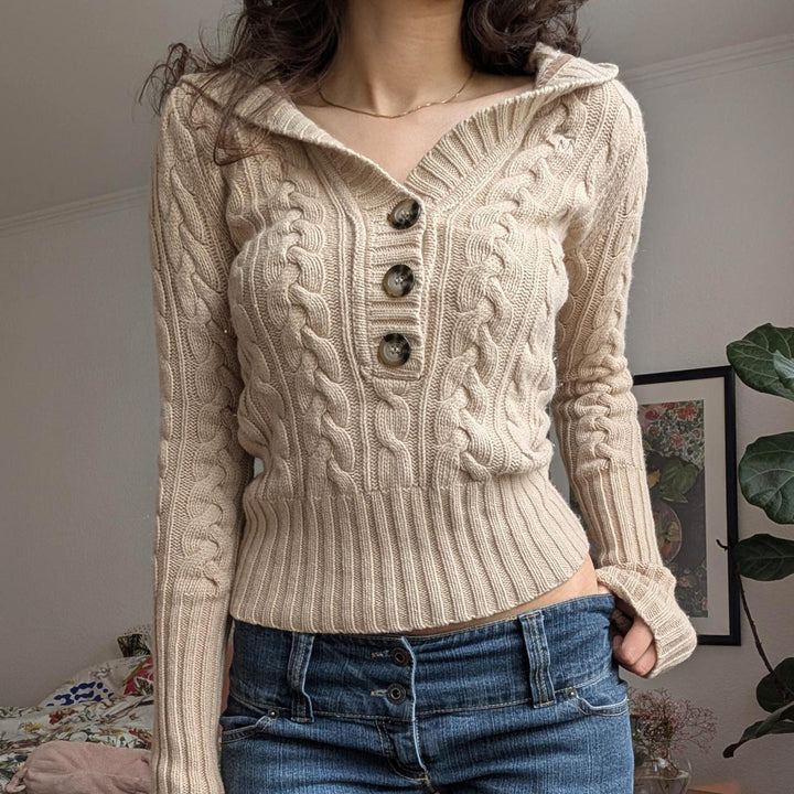 Women's fine-knit sweater with cable knit, V-neck with button placket and wide ribbed hem Mune Fashion