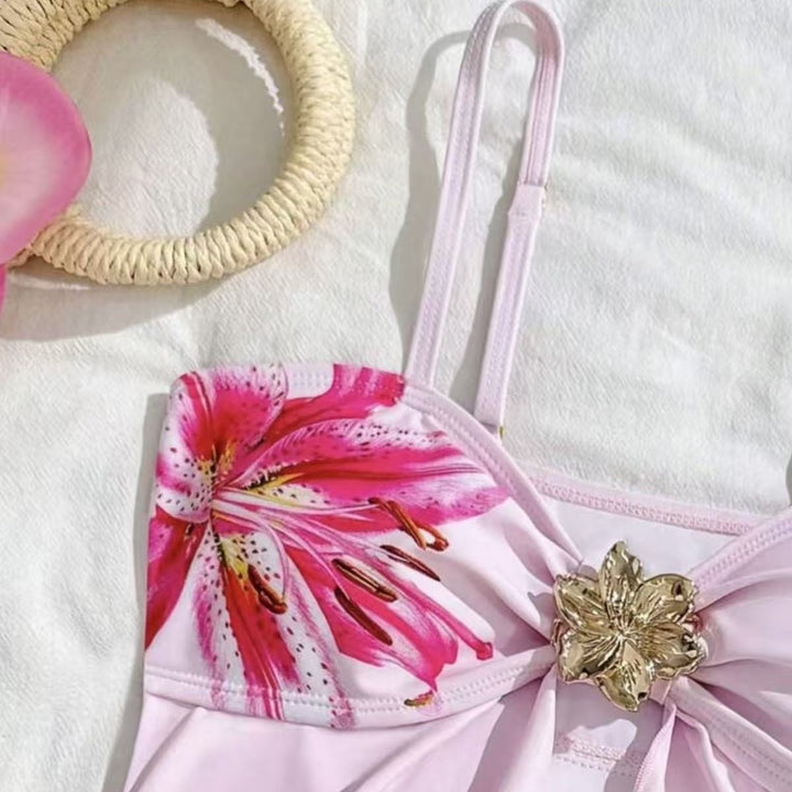 Women's bikini set with floral wrap detail and elegant flower applique Mune Fashion