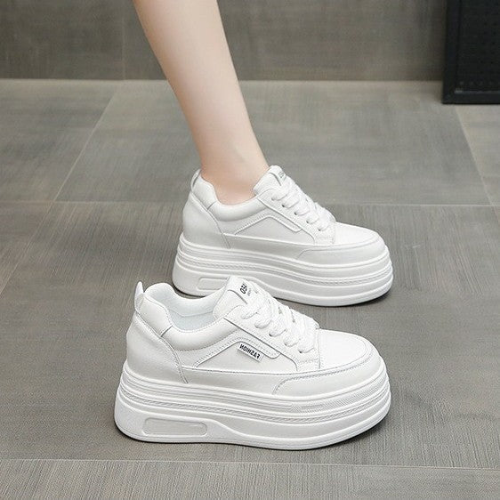Women's Platform Sneakers with Ergonomic Sole and Fashionable Design Mune Fashion