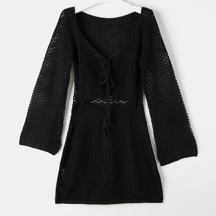 Women's knit dress with cut-out and long sleeves Mune Fashion