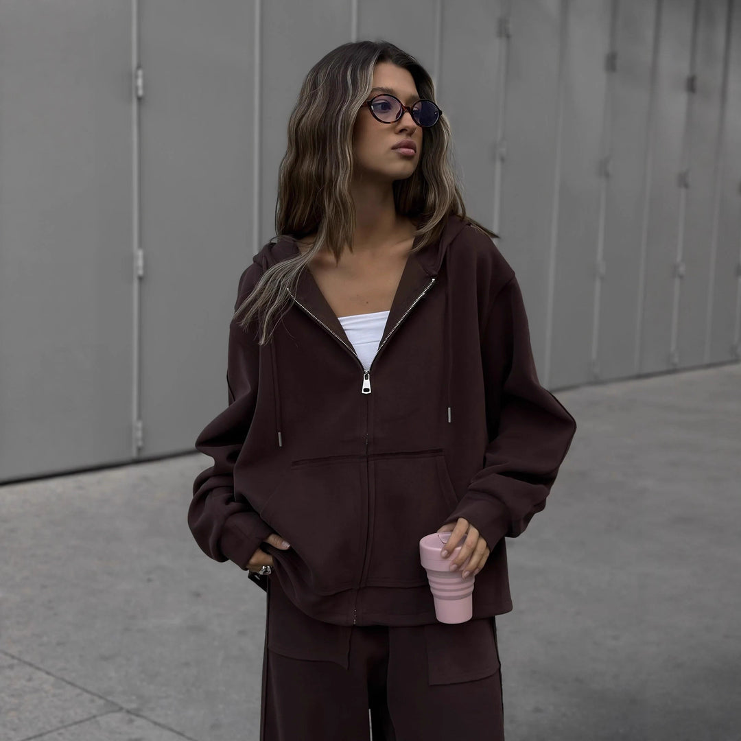 Women oversized hoodie jacket with zipper and casual cargo lounge pants Mune Fashion