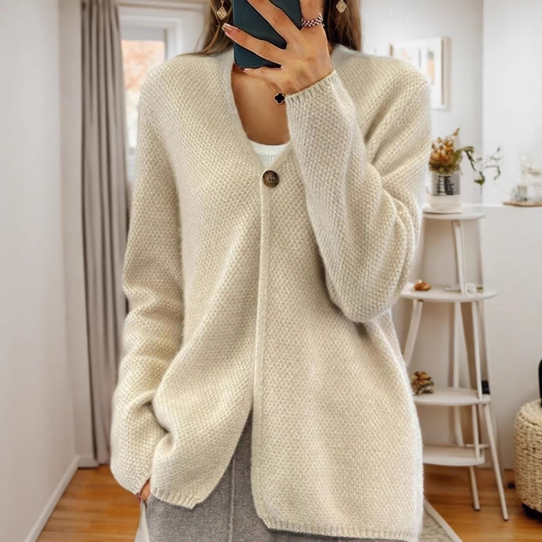 Women's structured knit cardigan with V-neck and concealed button placket Mune Fashion