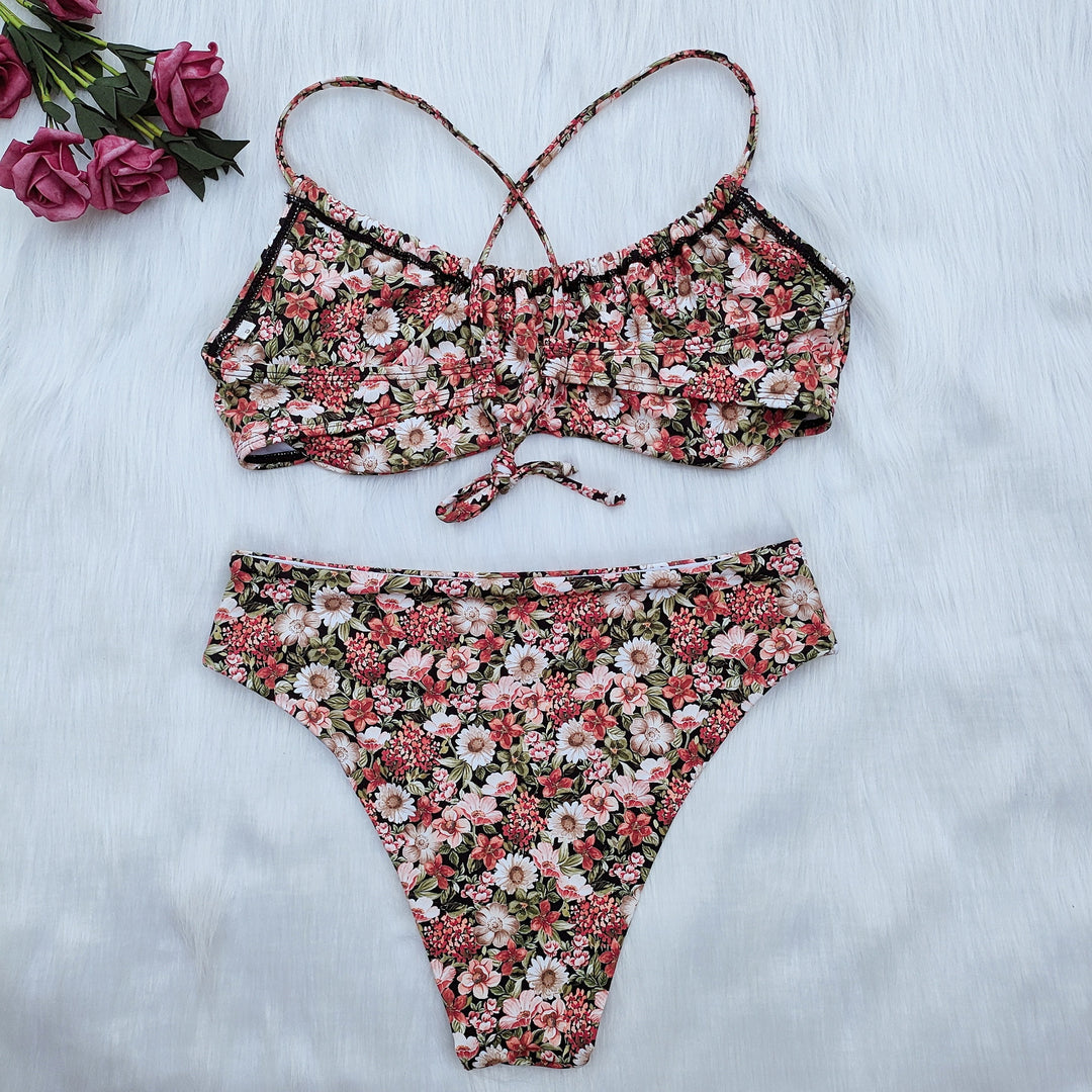 Women's Floral Bikini Set with Playful Design Mune Fashion
