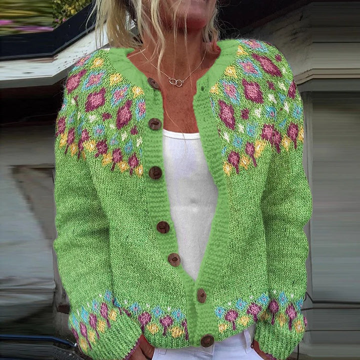 Women's patterned cardigan with round yoke, wooden buttons, and welt pockets Mune Fashion