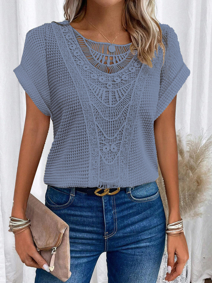 Elegant lace T-shirt with stylish details