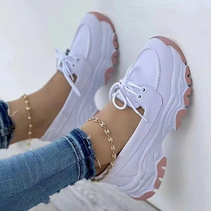 Ladies' platform sneakers with thick tread sole and sporty lace-up design Mune Fashion