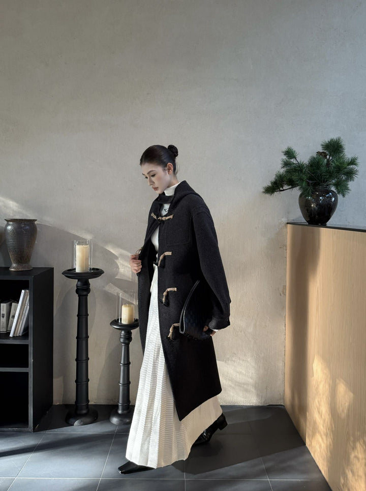 Women's wool duffle coat with toggle closures and oversized fit Mune Fashion