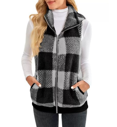 Ladies Checked Teddy Vest with Stand-Up Collar, Zipper and Side Pockets Mune Fashion