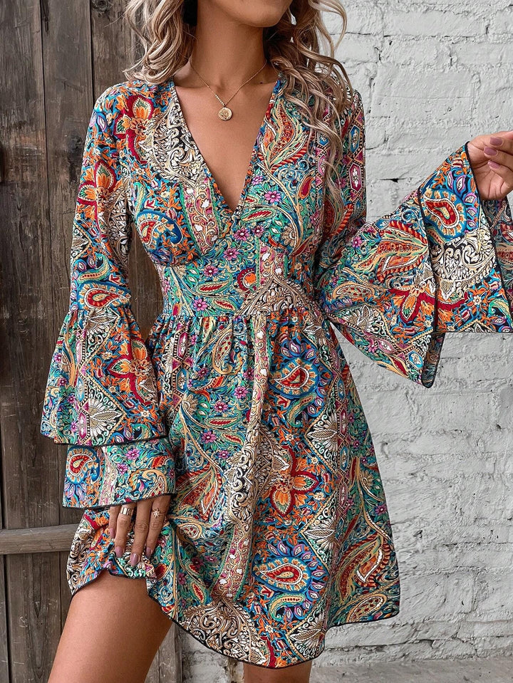 Women nan Boho mini dress with deep V-neck, trumpet sleeves and ruched waist Mune Fashion