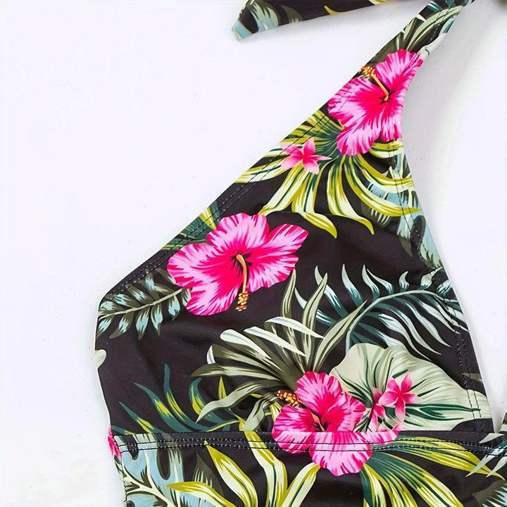 Ladies Tankini set with floral top and classic briefs Mune Fashion