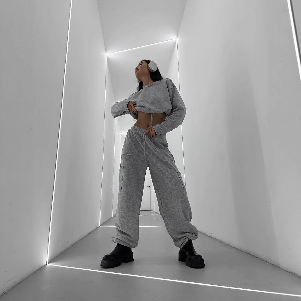 Women's Short Drawstring Sweatshirt with Ribbed Hem and Casual High-Waist Jogging Pants Mune Fashion