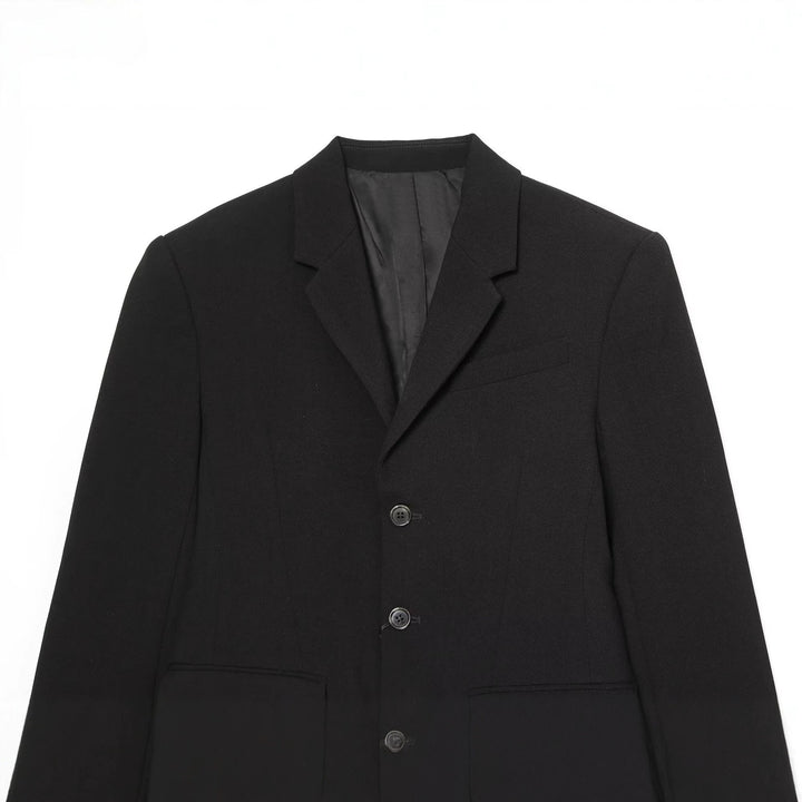 Women Single-Breasted Short Blazer with Notch Lapels, Structured Fit and Flap Pockets Mune Fashion
