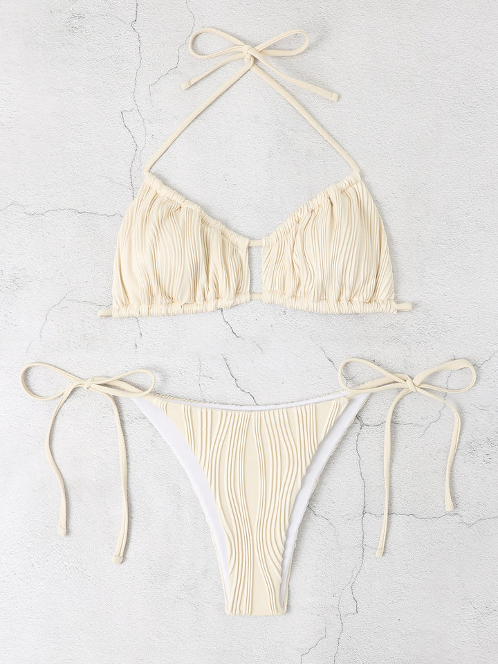 Women's Triangle Bikini Set with Refined Ruffle Details Mune Fashion