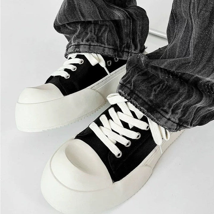 Women's platform sneaker in minimalist design with thick sole Mune Fashion