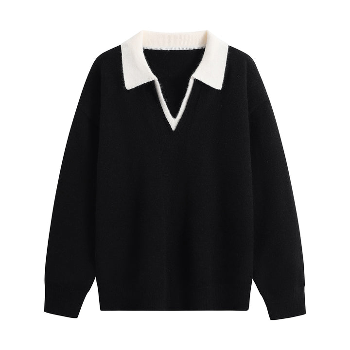 Women's Oversize Polo Knit Sweater made of soft wool blend with contrast collar and deep V-neck Mune Fashion
