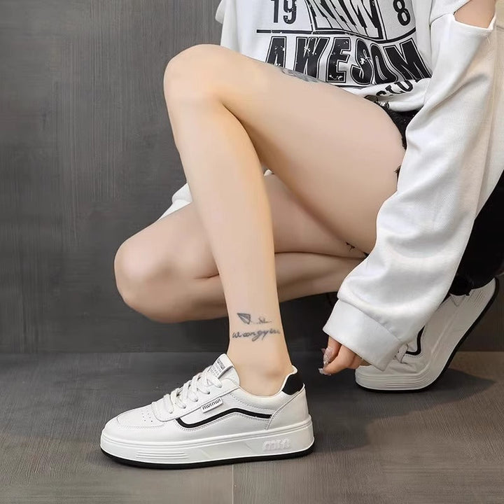 Women's sneaker with fluffy lining and sporty silhouette Mune Fashion