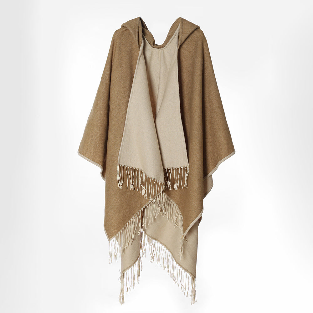 Women's hooded cape made of wool blend with reversible function and fringe hem Mune Fashion
