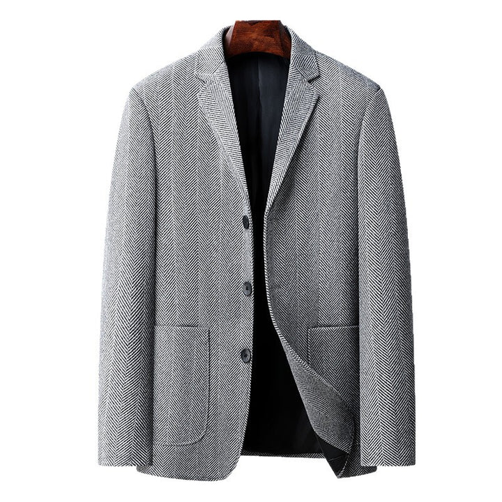 Men's herringbone blazer in vintage style with patch pockets and soft wool blend Mune Fashion