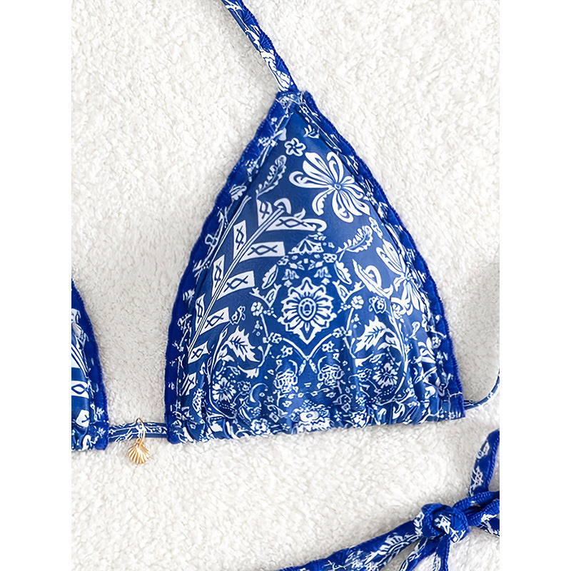 Women's triangle bikini with playful floral pattern Mune Fashion