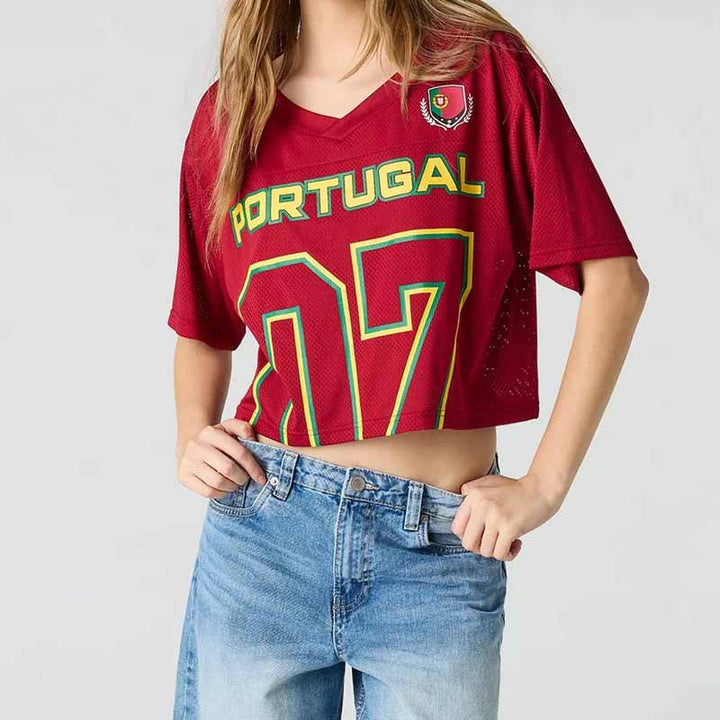 Women's Oversized Cropped Sports Shirt with Mesh Inserts and Graphic Print Mune Fashion