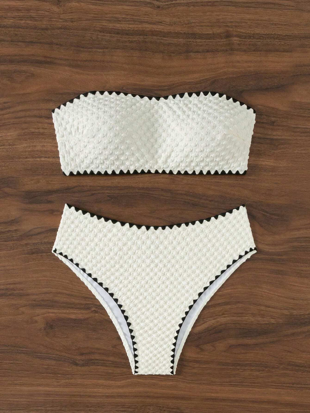 Women's bandeau bikini with structured surface Mune Fashion