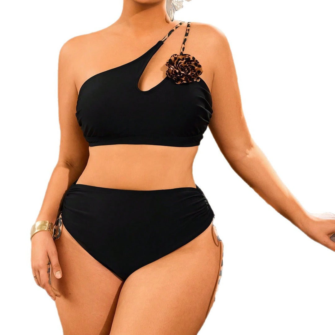 Women One-Sided Bikini with Decorative Flower Detail Mune Fashion