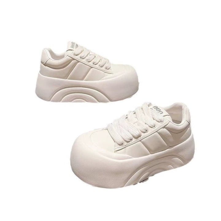 Women's Sporty Platform Sneakers with Durable Upper Material Mune Fashion