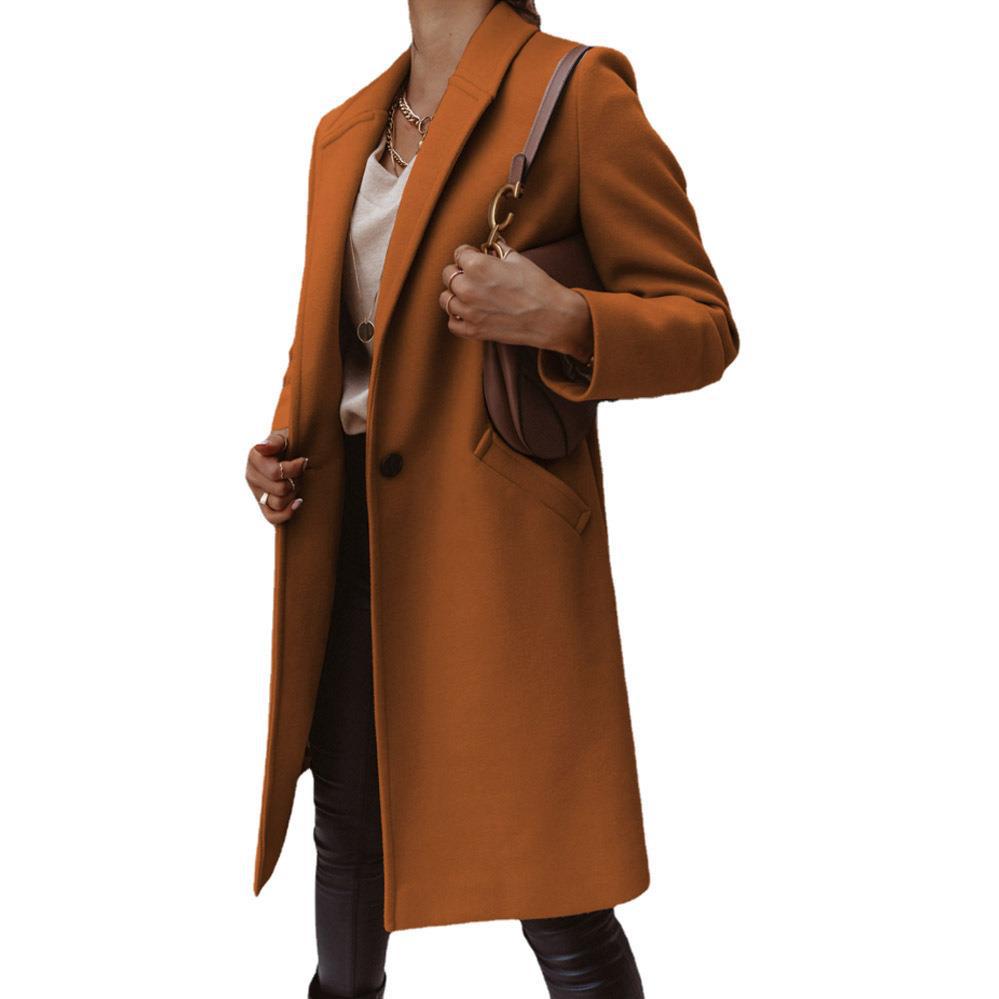 Women's coat with notched lapels, straight cut and welt pockets Mune Fashion