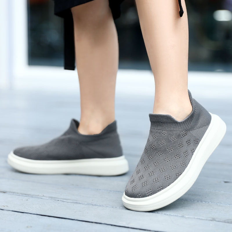Women's sock-like knitted slippers with perforated hole pattern and shock-absorbing platform sole Mune Fashion