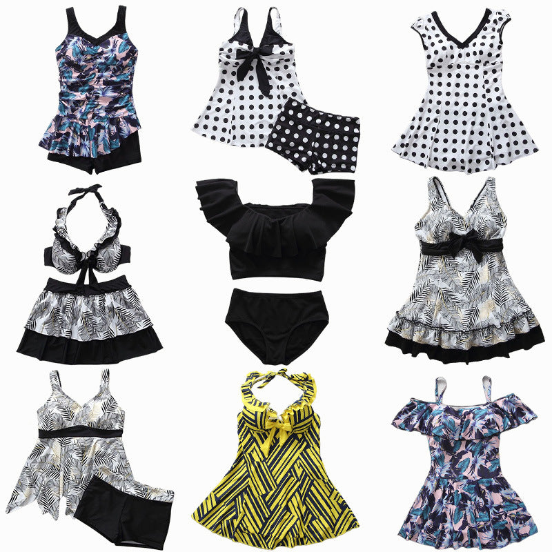 Women's swimsuit with ruffles and elegant ribbed texture Mune Fashion