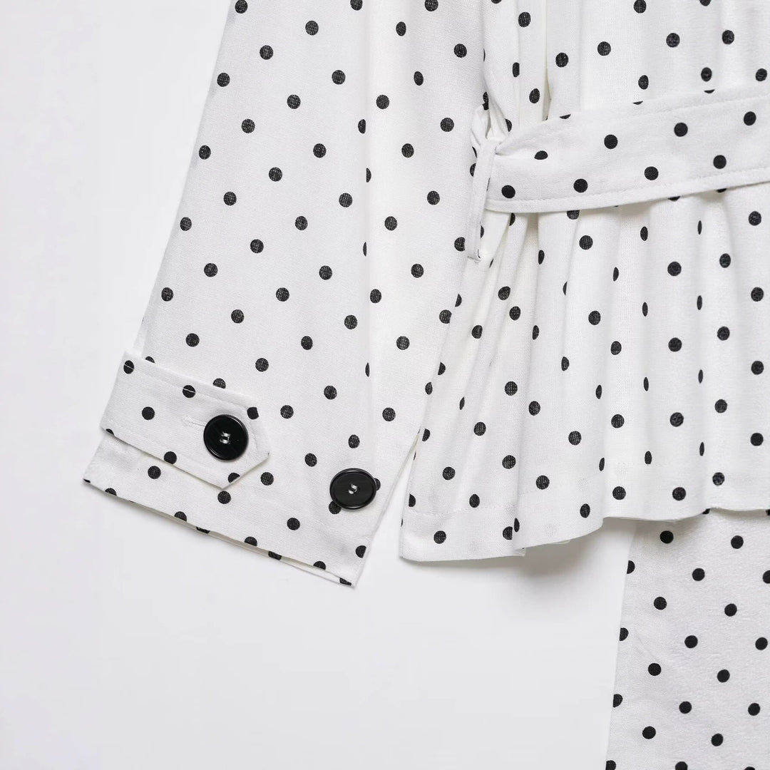 Women's short trench with waist belt and polka dot pattern Mune Fashion