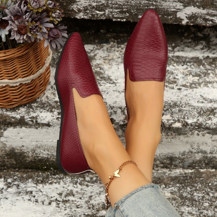 Women's o flexible wedge slippers with snake embossing, cushioned comfort footbed, and non-slip rubber sole Mune Fashion