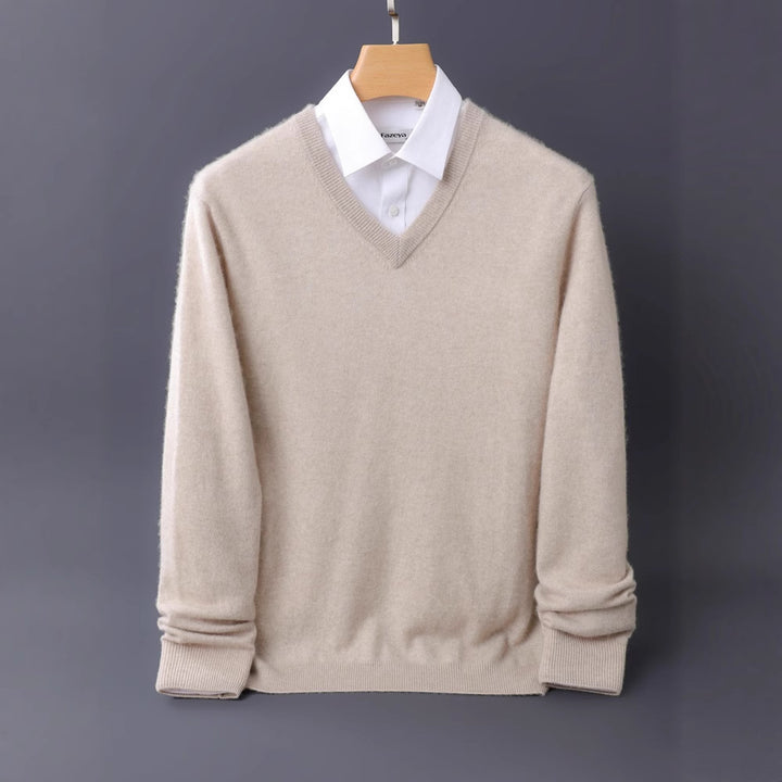 Men's fine V-neck sweater made from merino-cashmere blend with ribbed cuffs Mune Fashion