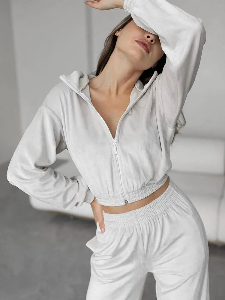 Women's Cropped Velour Jogging Set with Half Zipper, Gathered Comfort Waistband and Wide Cuffs Mune Fashion